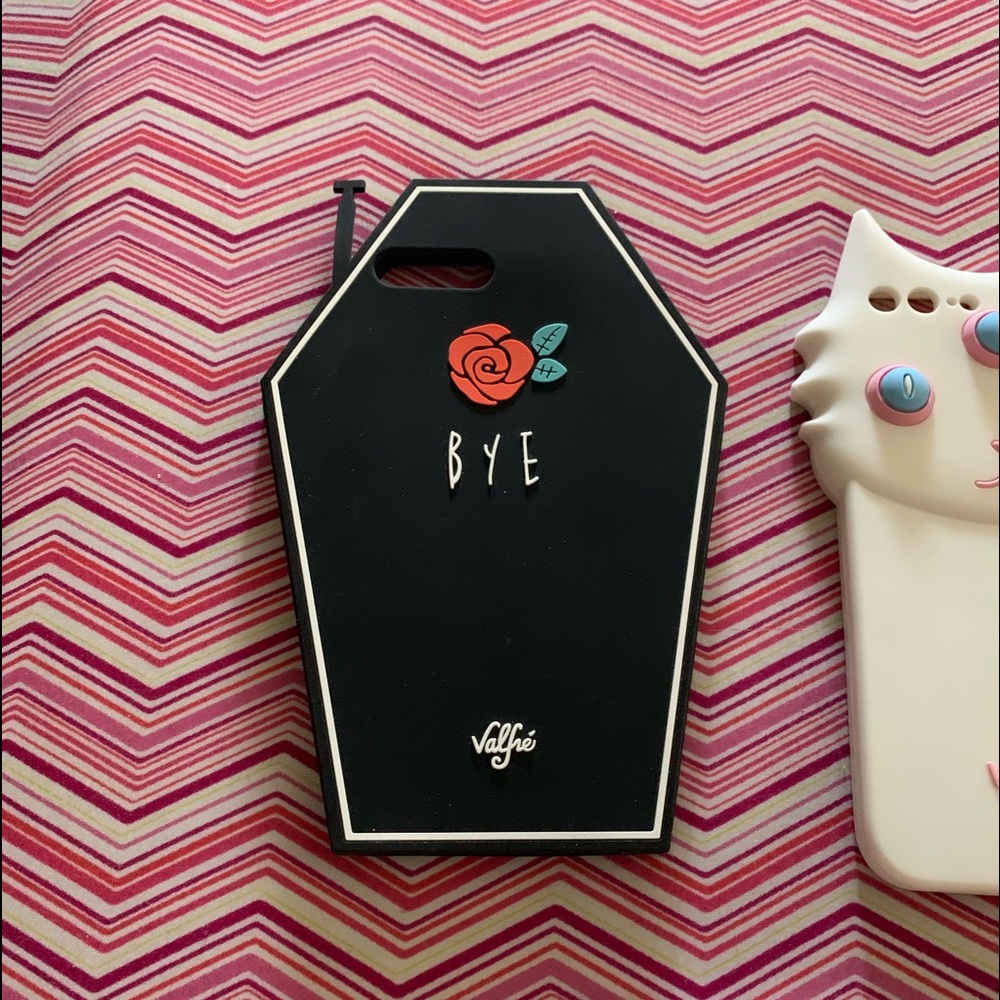 AUTHENTIC VALFRE iPhone 7+ case